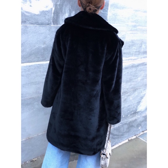 Taliana Luxe Faux Fur Coat - Black - Picture 4 of 8